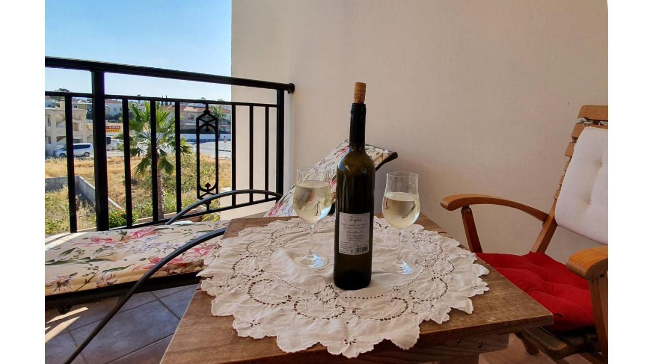 Petras Cozy Nest, 1-bedroom apt., Paphos-Universal Zewnętrze zdjęcie
